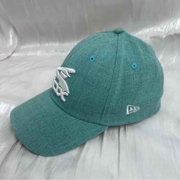 Chicago White Sox Green New Era 39 Baseball Hat. Size medium/large - Picture 6 of 15